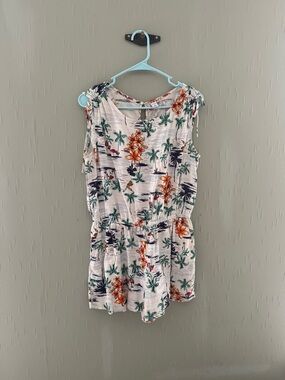 Old Navy White Tropical Floral Tank with Green Palm & Orange Blooms